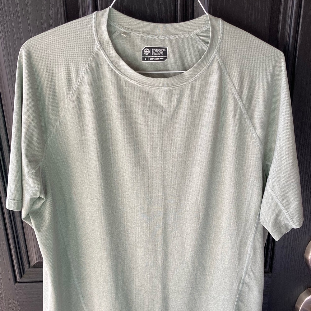 Mondetta Outdoor Project men’s lime green SS shirt Large check out tag details!